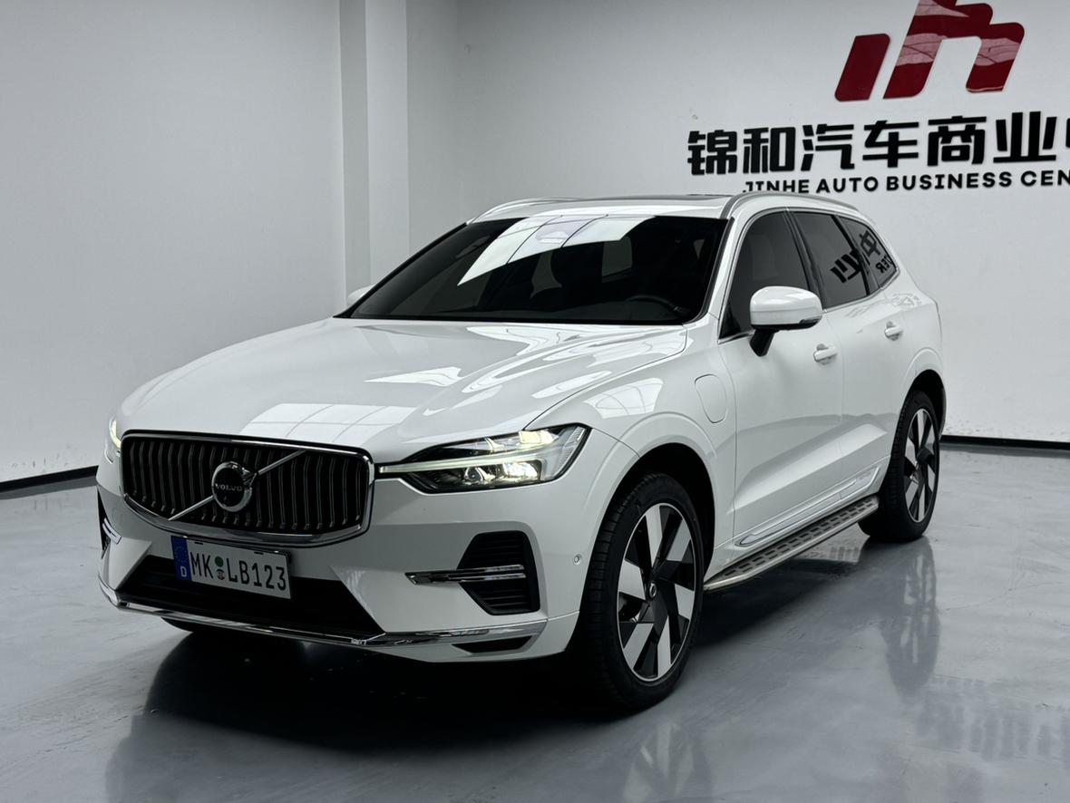 Volvo XC60-Phev T8 AWD Intelligent Plus Luxury Long Range Hybrid (2L) 2024