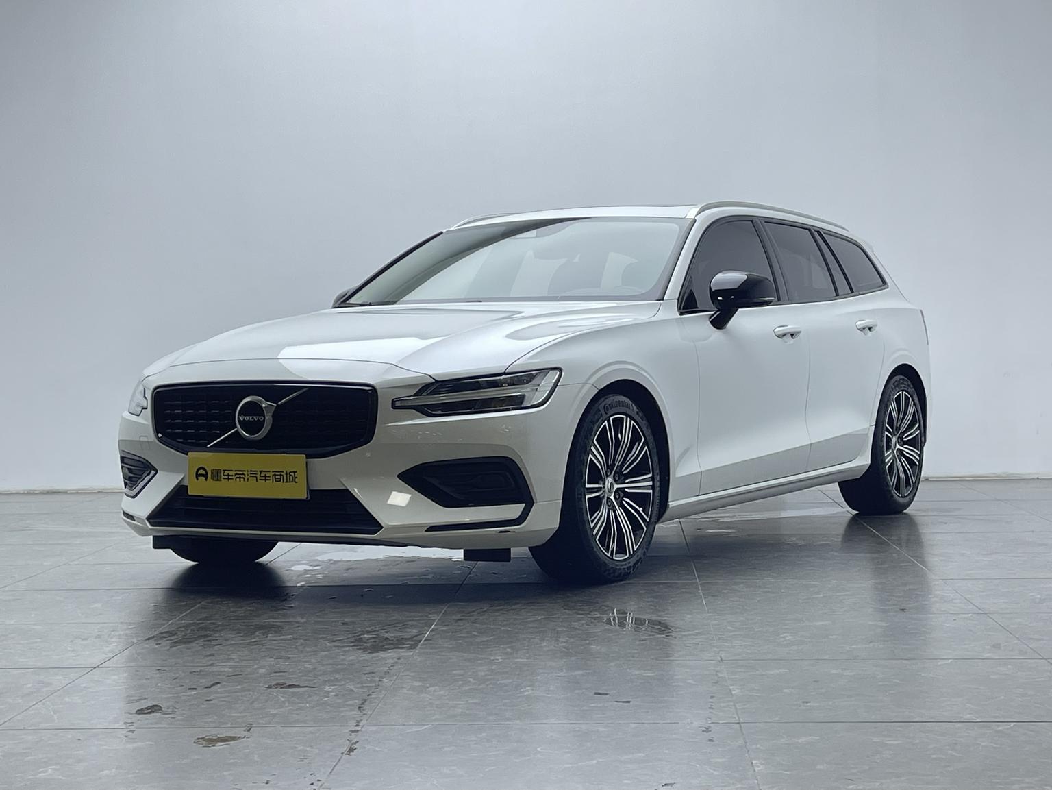 Volvo V60 T5 Intelligent Plus Luxury 2020