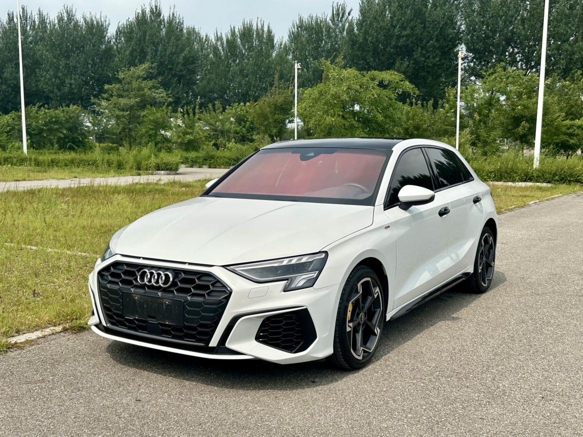 Audi A3 Sportback Luxury Sport 2024