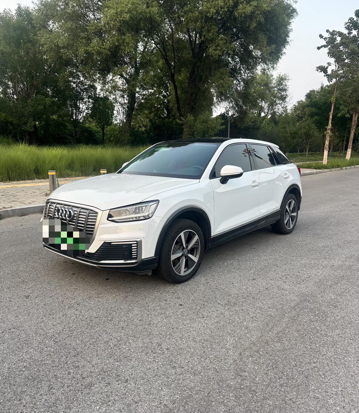 Audi Q2L Electric Intelligent Cool 2020