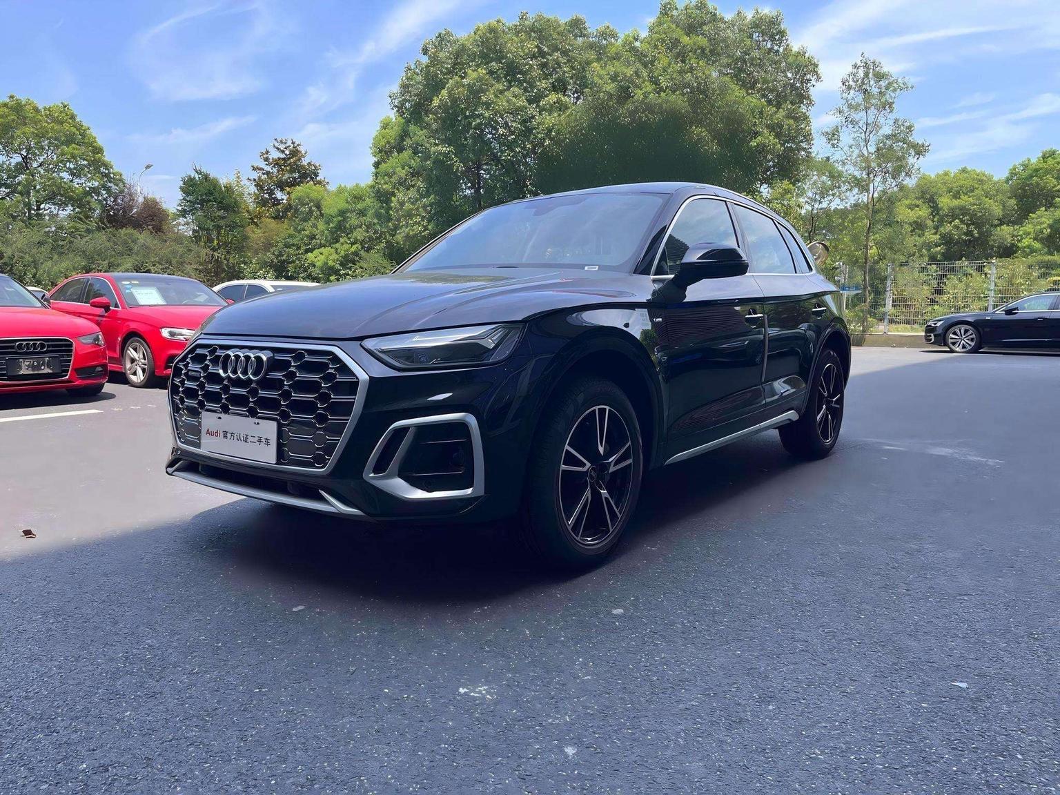 Audi Q5L 40TFSI Fashion Dynamic 2024