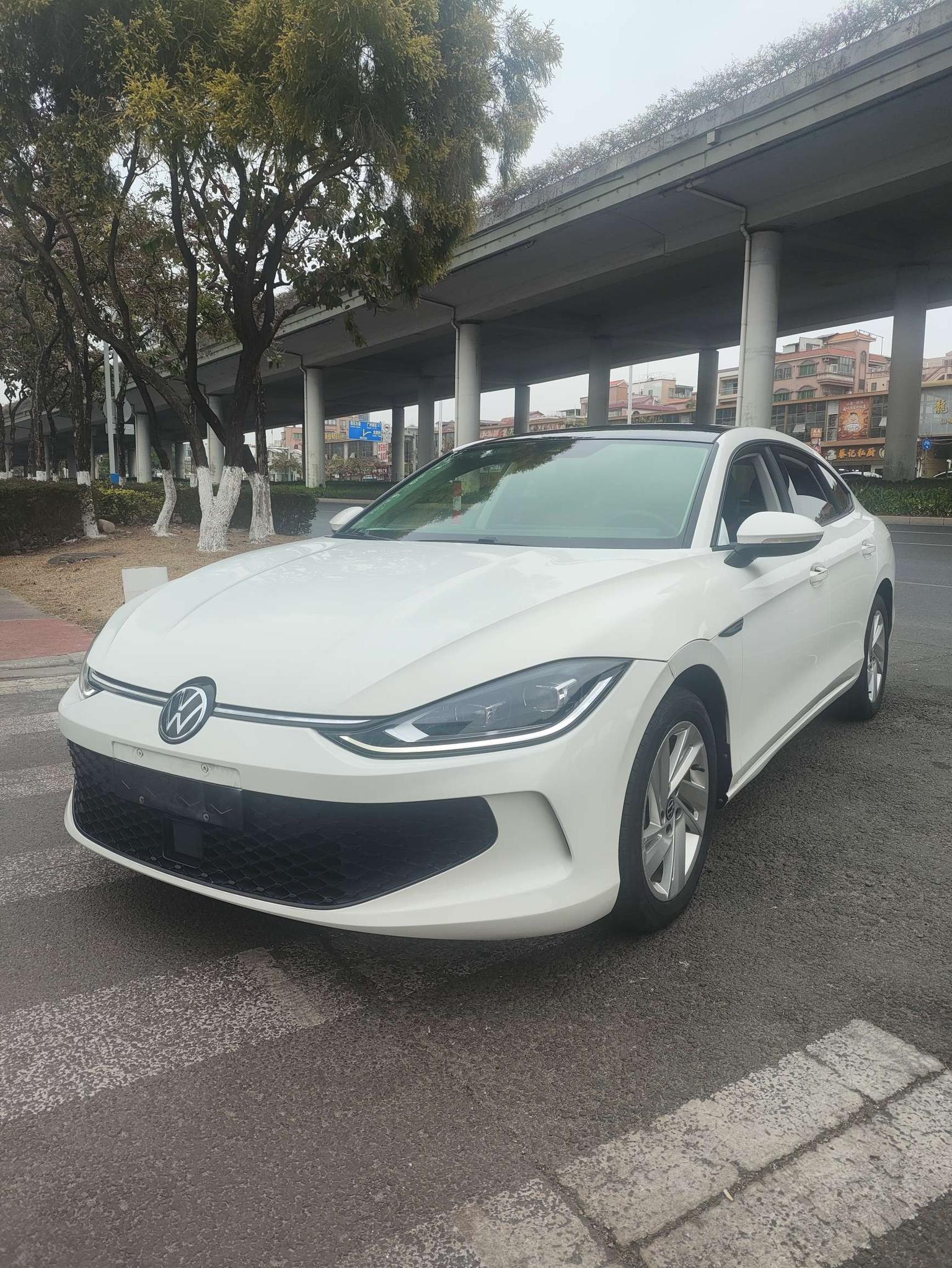 Volkswagen Lamando 280TSI DSG Rela (1.4L) 2022