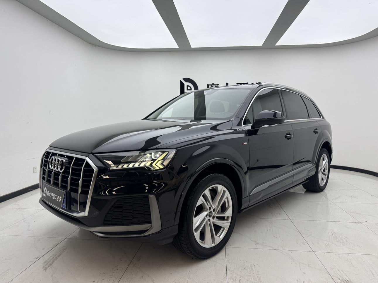 Audi Q7 45 TFSI Quattro S line Sport (2L) 2021