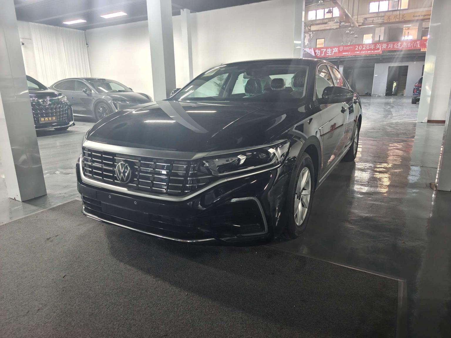 Volkswagen Passat 430PHEV Hybrid Business (1.4L) 2026