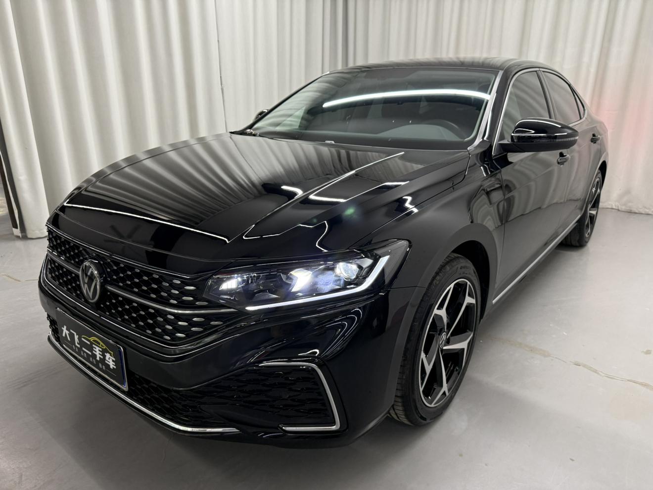 Volkswagen Passat Outstanding 380TSI Starry Longteng (2L) 2026
