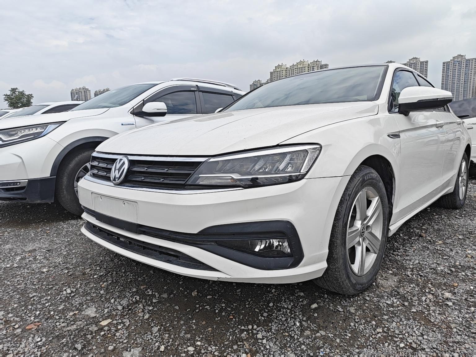 Volkswagen Lamando 230 TSI DSG Trend 2022