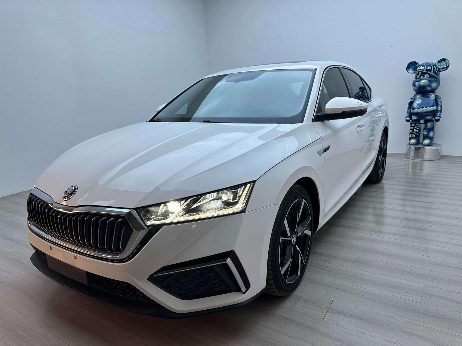 Skoda Octavia PRO TSI280 DSG Premium Enjoy (1.4L) 2022