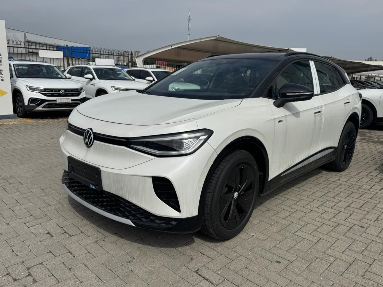 Volkswagen ID-4-Crozz Dark Knight PRO 2026