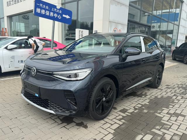 Volkswagen ID-4-Crozz Dark Knight PRO 2026